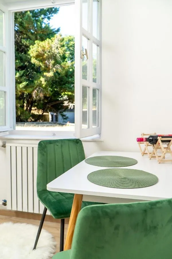 布达佩斯Budai Zoldovezet Kozpont, Apartmanhaz, Rendezvenykozpont Es Etterem公寓 公寓 布达佩斯