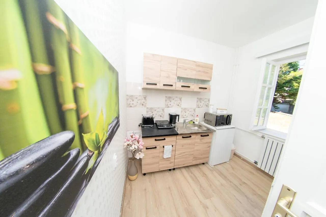 Budai Zöldövezet Központ, Apartmanház, Rendezvényközpont és Étterem Appartamento Budapest Ungheria