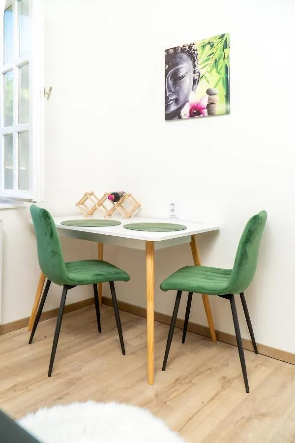 Budai Zoldovezet Kozpont, Apartmanhaz, Rendezvenykozpont Es Etterem Apartment Budapest