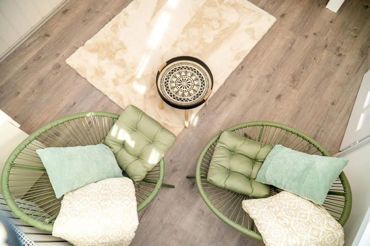 Budai Zoldovezet Kozpont, Apartmanhaz, Rendezvenykozpont Es Etterem Apartment Budapest Hungary